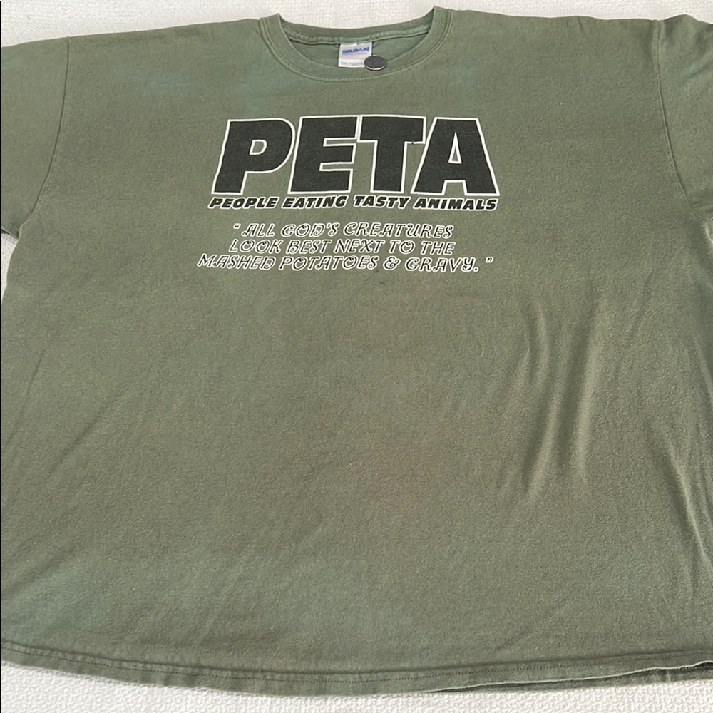 Vintage Y2K , PETA print , 2XL , gildan tag